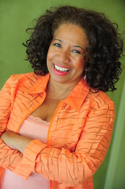 Lorey Hayes headshot